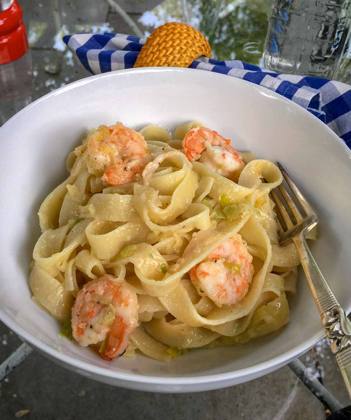 Shrimp and leek pasta