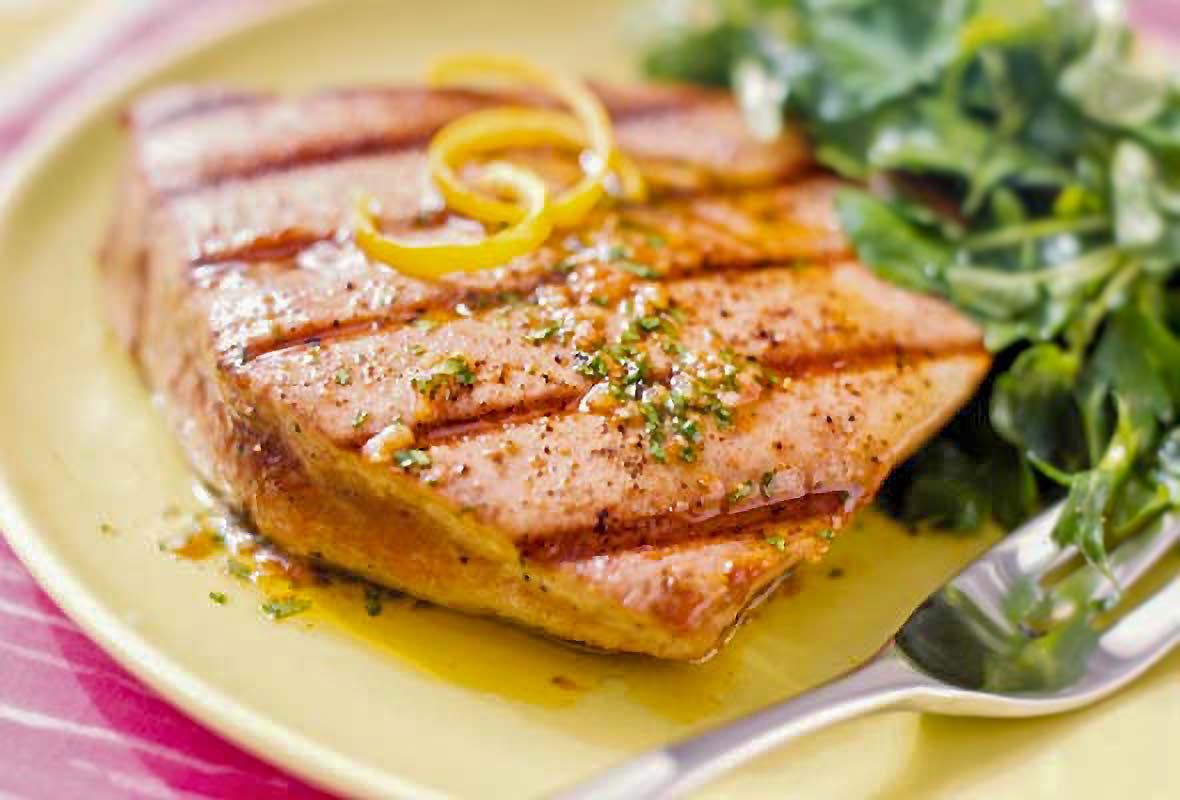 Grilled tuna steaks with spiced vinaigrette