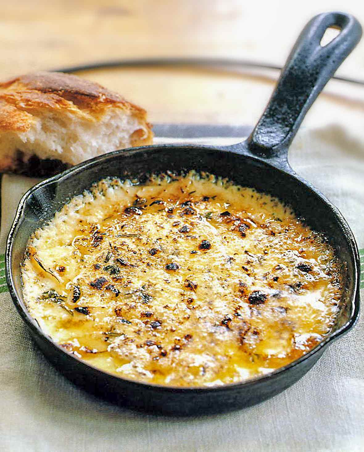 baked fontina with garlic and thyme