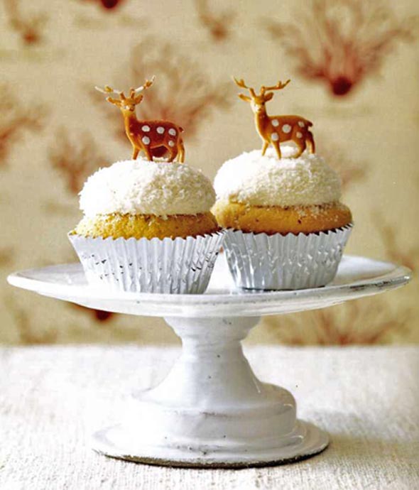 Coconut Snowball Cupcakes