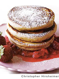 whole-wheat pancakes with strawberry sauce