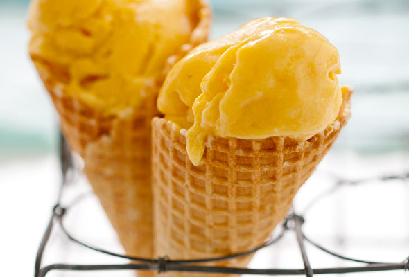 Mango Frozen Yogurt