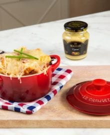 Le Creuset Mini Cocotte Set