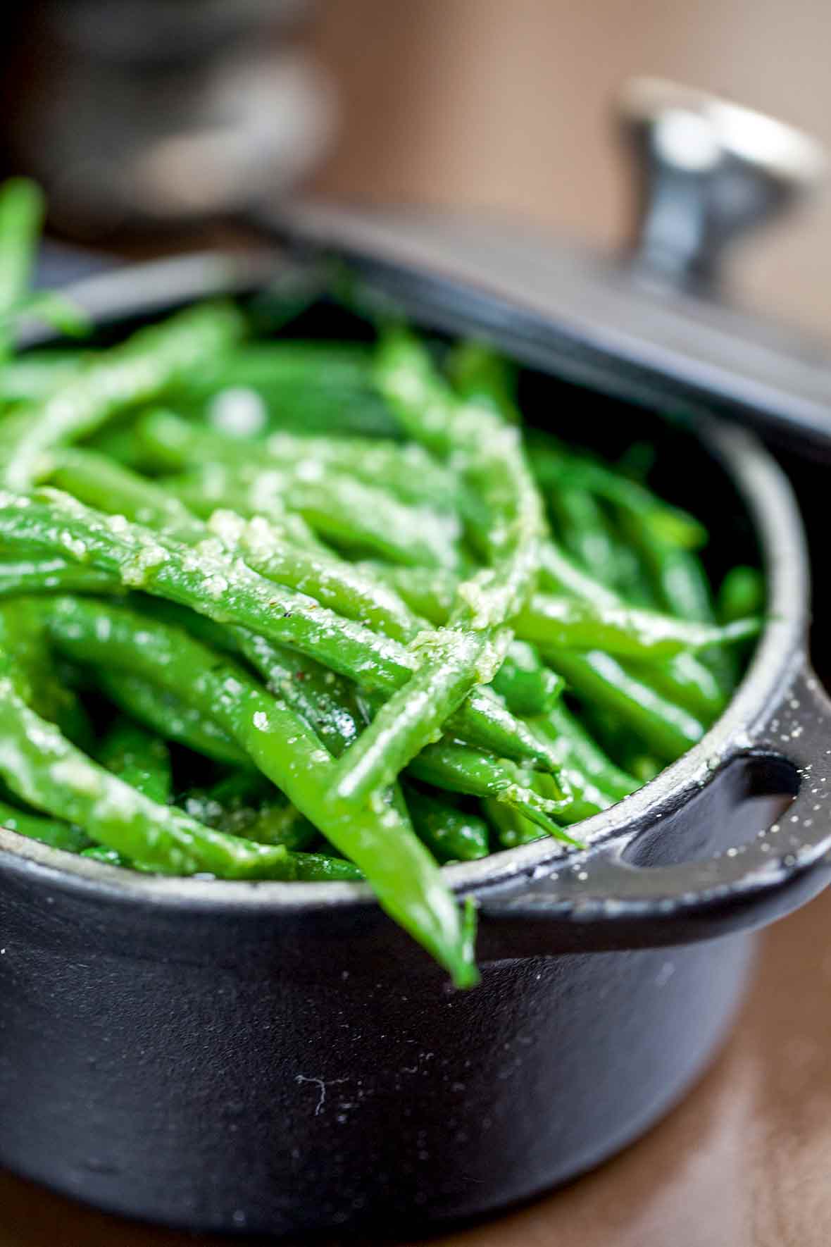 Pan-Fried Green Beans Recipe | Leite's Culinaria